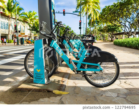 威基基自行車出租 122794695