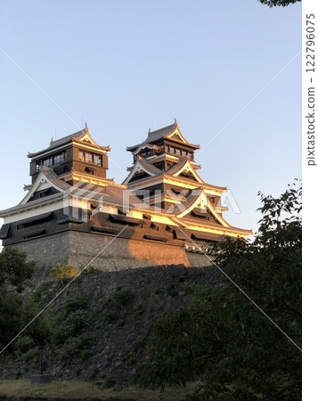 Japanese scenery with Kumamoto Castle 122796075
