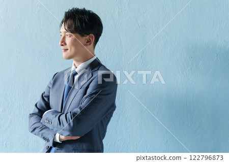 微笑的商人(藍背) 微笑的商人(藍背) 122796873