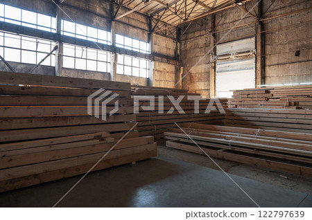 Warehouse with various types of timber 122797639