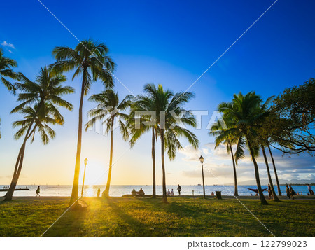 太陽套夏威夷威基基海灘 122799023