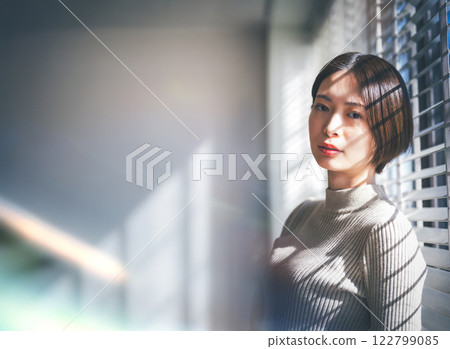 Portrait photography of a female model Portrait photography of a female model 122799085