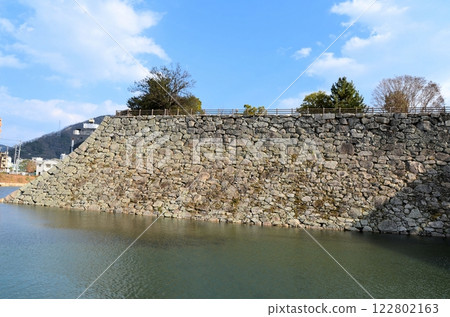 三原城遺址天守閣的石牆 三原城遺址天守閣的石牆 122802163