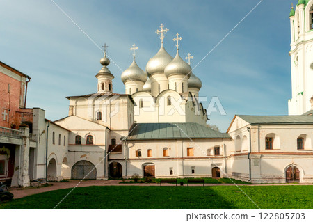 Inner Courtyard of Vologda Kremlin Inner Courtyard of Vologda Kremlin 122805703