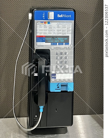 海外壁掛式公用電話 海外壁掛式公用電話 122806537