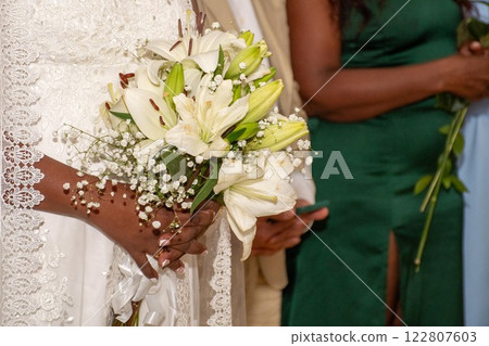 Beautiful Black Bride Holding Wedding Bouquet Beautiful Black Bride Holding Wedding Bouquet 122807603