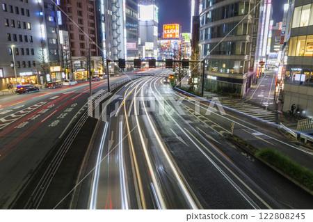 東京的夜景 122808245