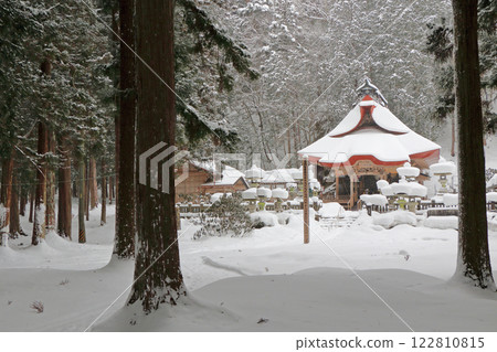 冬天的穗前埼觀音寺，長野縣大町市 122810815