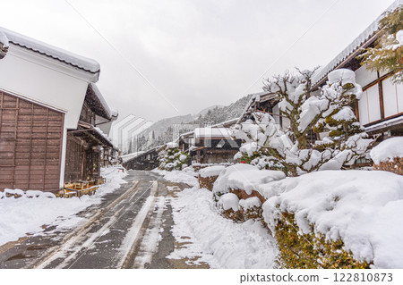 Tsumagojuku snow scene Tsumagojuku snow scene 122810873