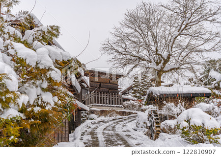 Tsumagojuku snow scene 122810907