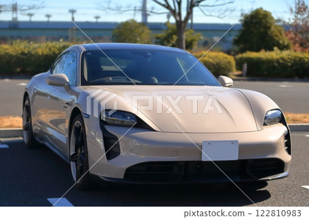 Sports car (electric car) image Sports car (electric car) image 122810983