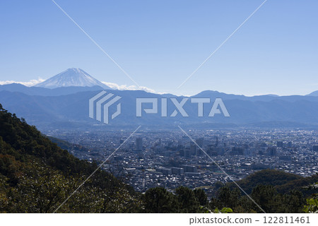 從見晴廣場眺望富士山和甲府市 122811461