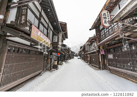 Snowing Nara well inn 122811892