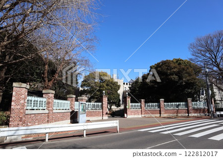 東京藝術大學上野校區正門 122812017