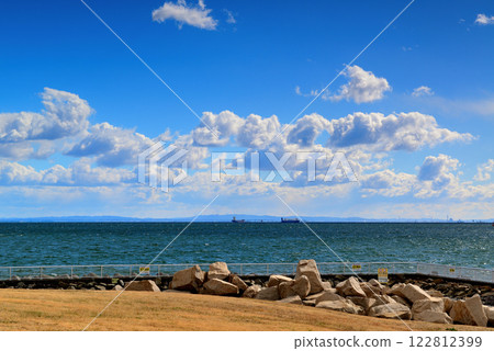 從若洲海濱公園欣賞美麗的天空和袖浦地區 122812399