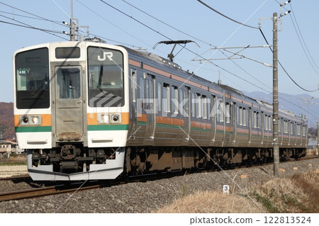 JR信越線上的JR東日本211系列3000系列列車 122813524
