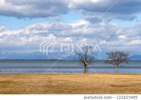 Lake Biwa shore in winter Lake Biwa shore in winter 122815495