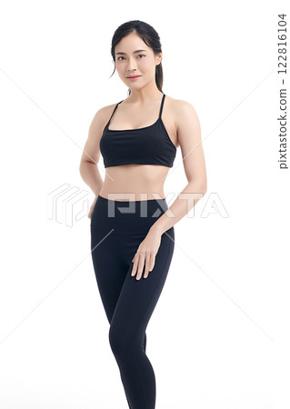 Beautiful young asian sport woman with sportswear ready for exercise on white background, Advertising sportswear and yoga wear, Healthy lifestyle, sport. 122816104
