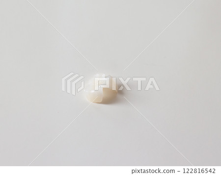 Ceramic inlays, fillings, dental treatment materials Ceramic inlays, fillings, dental treatment materials 122816542