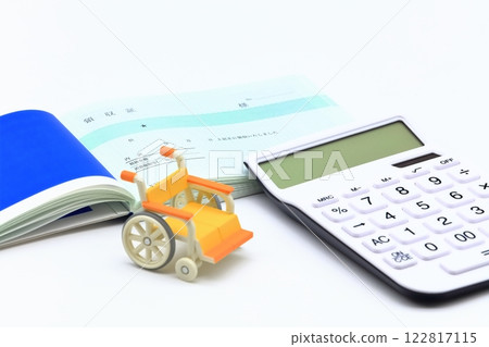 護理及醫療費的形象 122817115