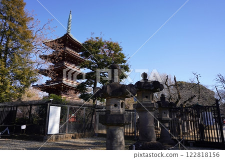 Ueno Toshogu Shrine in Ueno Park Ueno Toshogu Shrine in Ueno Park 122818156