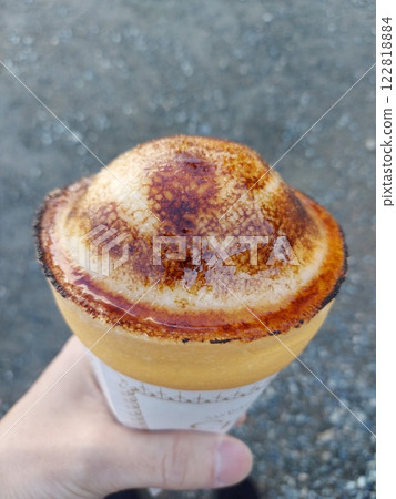 Crepes, Ice Cream Brulee Crepes, Ice Cream Brulee 122818884