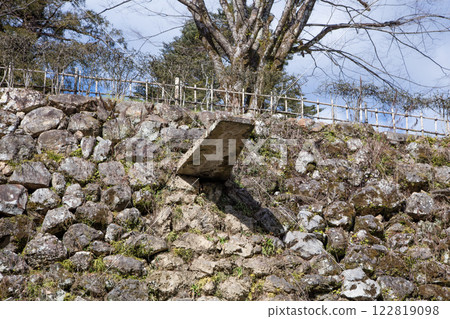 Stone trough of Kochi Castle Stone trough of Kochi Castle 122819098