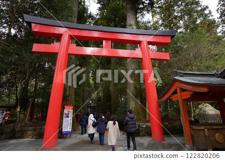 Hakone Shrine 122820206
