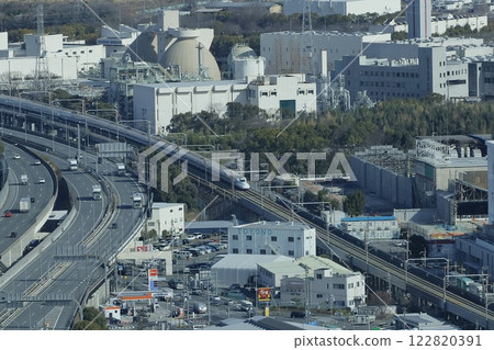 Meishin Expressway and Nozomi 122820391