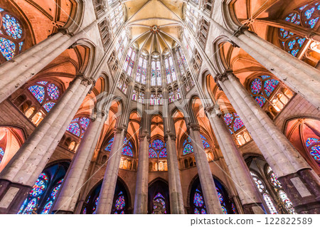 Cathedral of Saint Peter, Beauvais, Oise, France 122822589