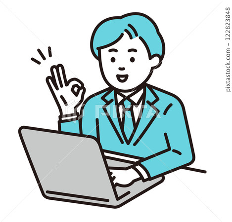 一名年輕上班族在電腦上比劃「OK」手勢 122823848