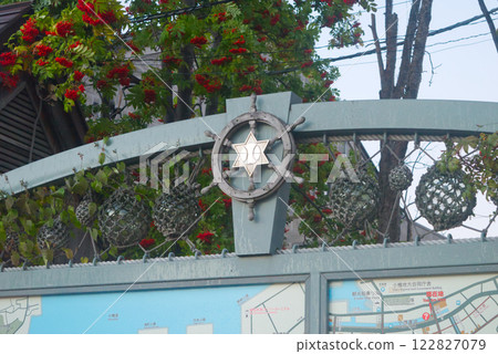 Hidden emblems and symbols in the city of Otaru 122827079