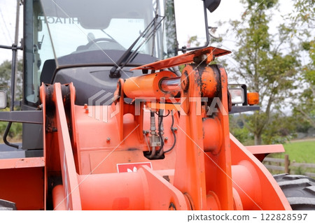 Wheel loader hydraulic system 122828597