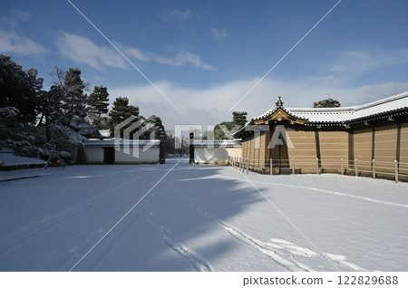 二條城南門的雪景 二條城南門的雪景 122829688