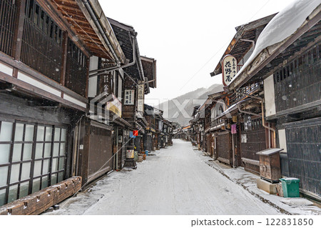 冬日的那萊：白雪皚皚的驛站小鎮 122831850