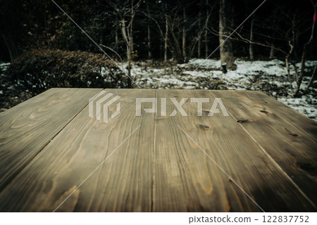 木桌(冬季背景) 木桌(冬季背景) 122837752