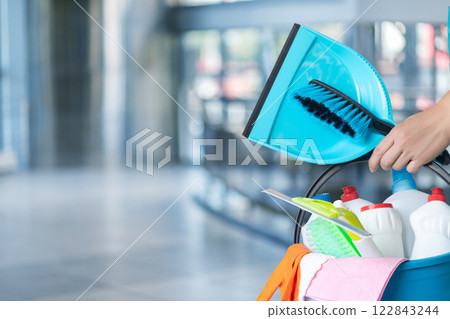 The concept of cleaning . 122843244