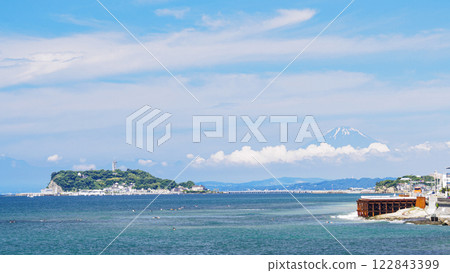 Enoshima in early summer 122843399