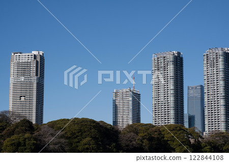 Scenery of high-rise buildings around Shiodome Scenery of high-rise buildings around Shiodome 122844108