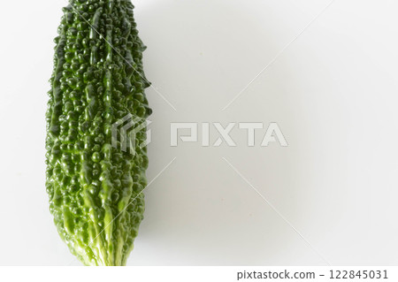 Fresh bitter melon 122845031