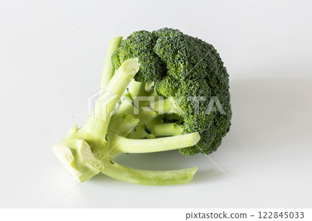 新鮮的西蘭花 新鮮的西蘭花 122845033