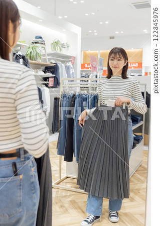 女性服裝購物 女性服裝購物 122845976