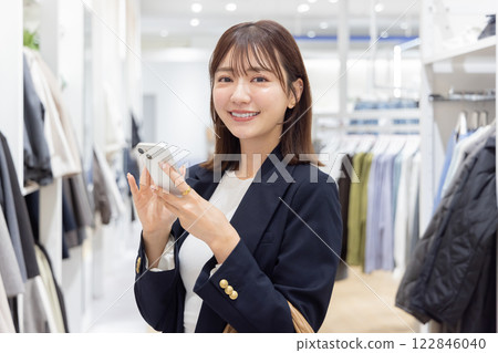 Women Apparel Shopping Women Apparel Shopping 122846040