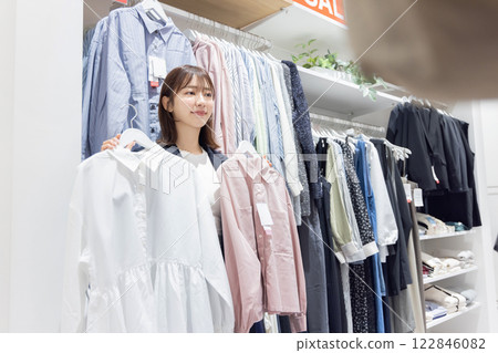 Women Apparel Shopping Women Apparel Shopping 122846082
