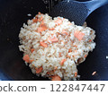 烤鮭魚拌飯 122847447