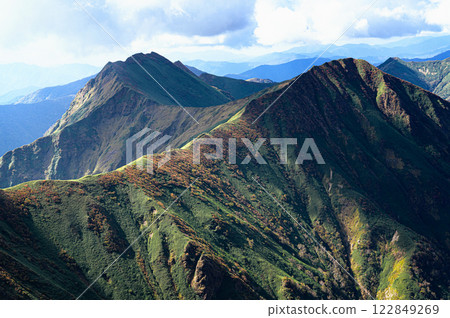 谷川山脈:秋季山景 谷川山脈:秋季山景 122849269
