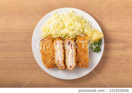 炸捲雞胸肉（火腿起司醬） 122850046