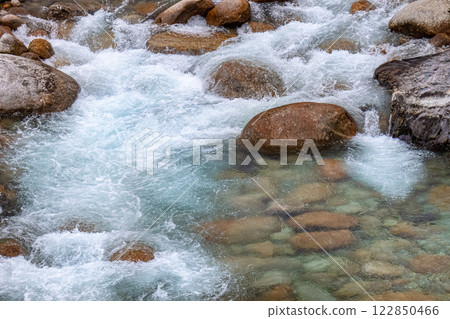 Flowing rocks, Miyanoura River Valley, Yakushima, Offshore Alps (Spring) 122850466
