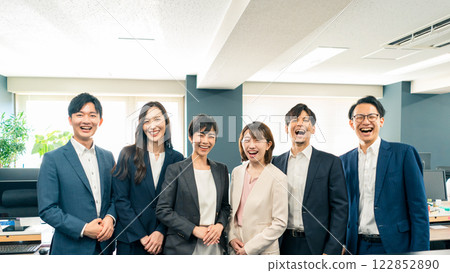 公司同事 122852890