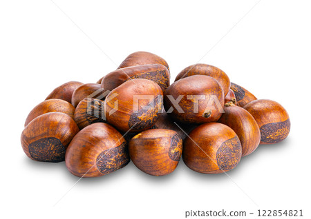 Side view pile of roasted chestnuts isolated on white background. 122854821
